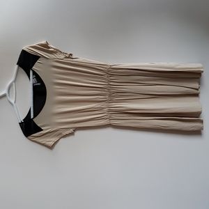 H&M beige and black dress with pockets and belt